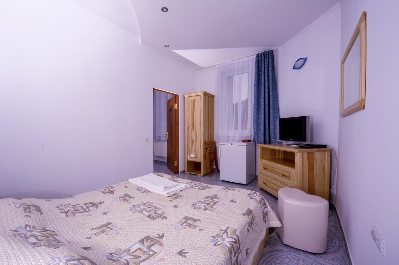 Hotel Radiola Yaremche Ngoại thất bức ảnh