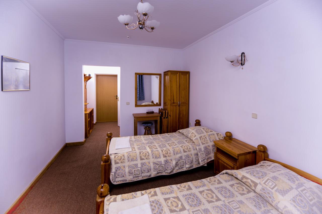 Hotel Radiola Yaremche Ngoại thất bức ảnh
